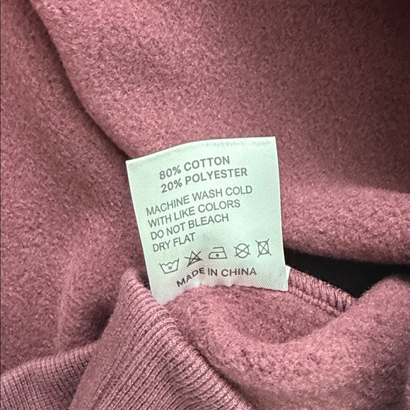 NEW PARKE
Monochrome Varsity Mockneck Sweatshirt
in Eggplant
Size L/XL - Picture 6 of 7